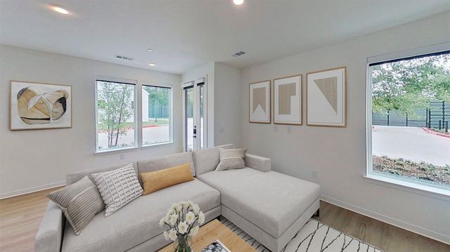 1941 Sawdust Road 224, The Woodlands, TX 77380