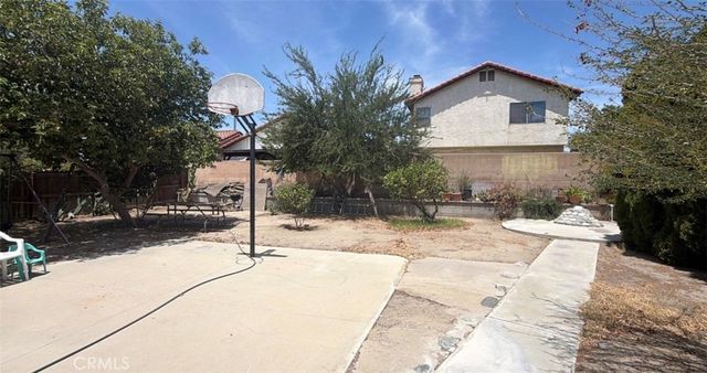 2882 Pleasant Court, Rialto, CA 92376