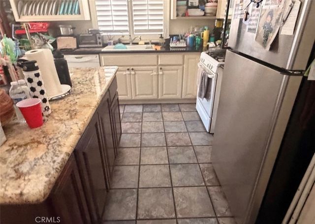 2882 Pleasant Court, Rialto, CA 92376
