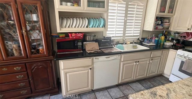2882 Pleasant Court, Rialto, CA 92376