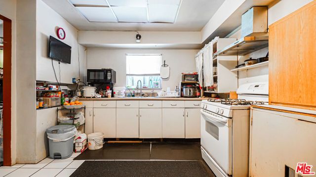 2120 Mozart Street, Los Angeles, CA 90031