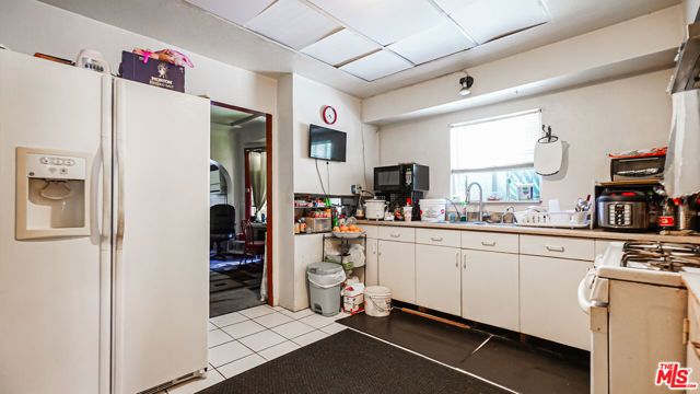 2120 Mozart Street, Los Angeles, CA 90031