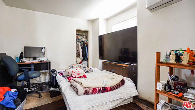 2120 Mozart Street, Los Angeles, CA 90031