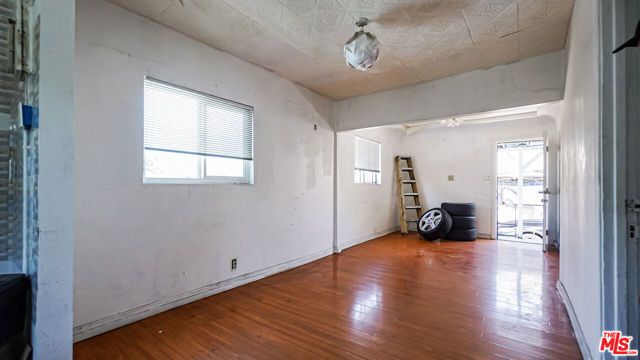 2120 Mozart Street, Los Angeles, CA 90031