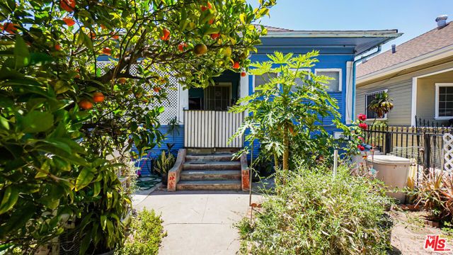 2120 Mozart Street, Los Angeles, CA 90031