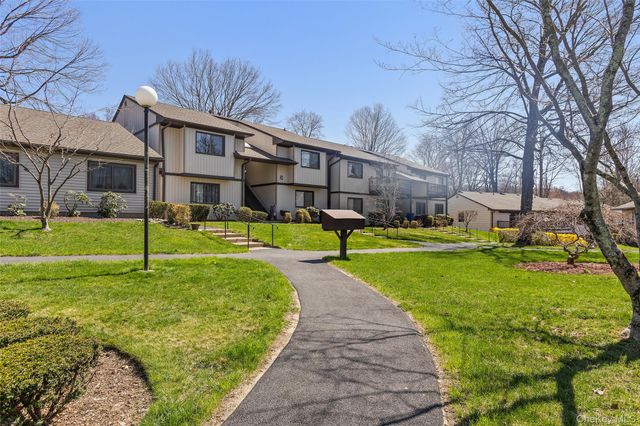 119 Village Road H, Yorktown Heights, NY 10598