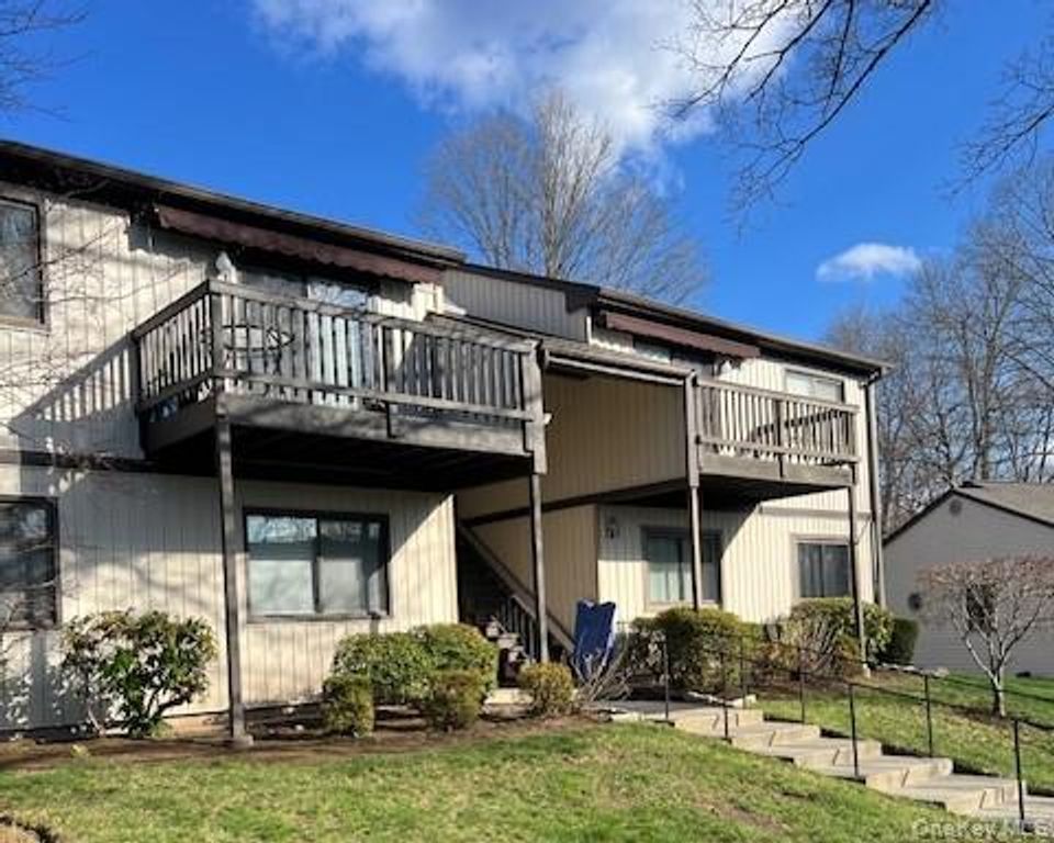 119 Village Road H, Yorktown Heights, NY 10598