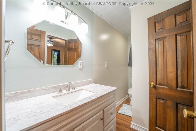 804 Evergreen Circle, Poca, WV 25159