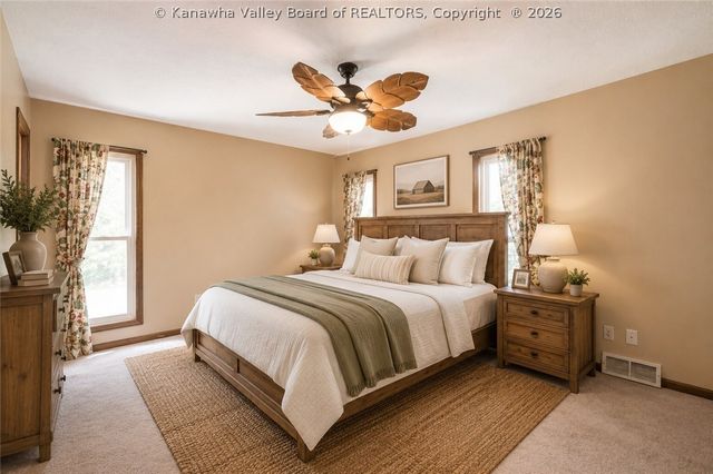 804 Evergreen Circle, Poca, WV 25159