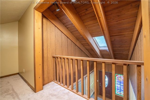 804 Evergreen Circle, Poca, WV 25159