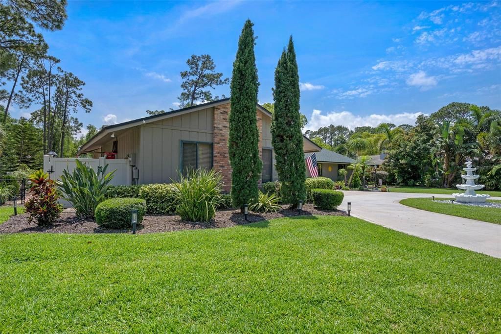 Image 70 of property listing at 114 SAND PINE PLACE, New Smyrna Beach, FL 32168