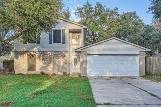 401 Summer Place Court, League City, TX 77573