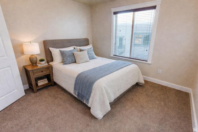 1247 N BAYCREST DR, Saratoga Springs, UT 84045