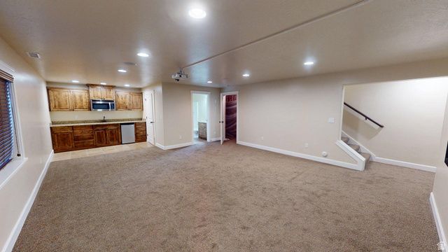 1247 N BAYCREST DR, Saratoga Springs, UT 84045