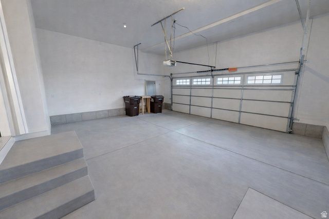 1247 N BAYCREST DR, Saratoga Springs, UT 84045