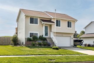 2207 Vista View Drive, Granger, IA 50109