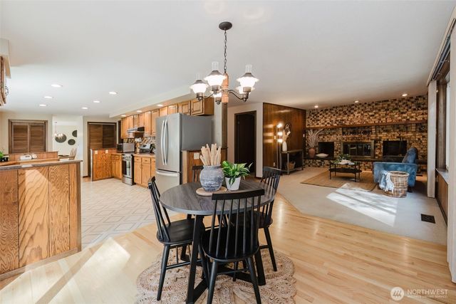 9531 Brandywine Lane SE, Olalla, WA 98359