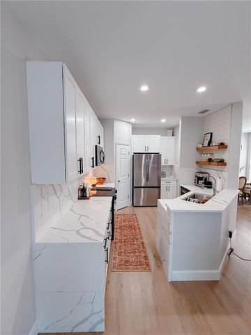 542 51ST AVENUE N, St Petersburg, FL 33703