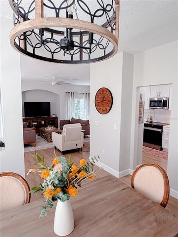 542 51ST AVENUE N, St Petersburg, FL 33703