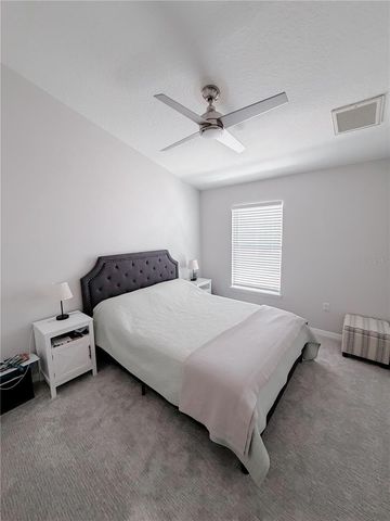 542 51ST AVENUE N, St Petersburg, FL 33703