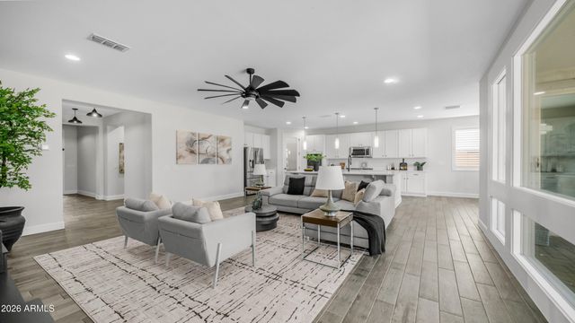 10064 E SATELLITE Drive, Mesa, AZ 85212