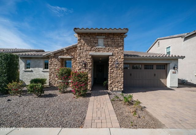 10064 E SATELLITE Drive, Mesa, AZ 85212