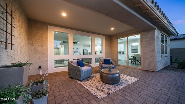 10064 E SATELLITE Drive, Mesa, AZ 85212