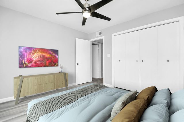 17202 Imperial Valley Drive 3, Houston, TX 77060