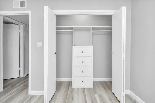 17202 Imperial Valley Drive 3, Houston, TX 77060