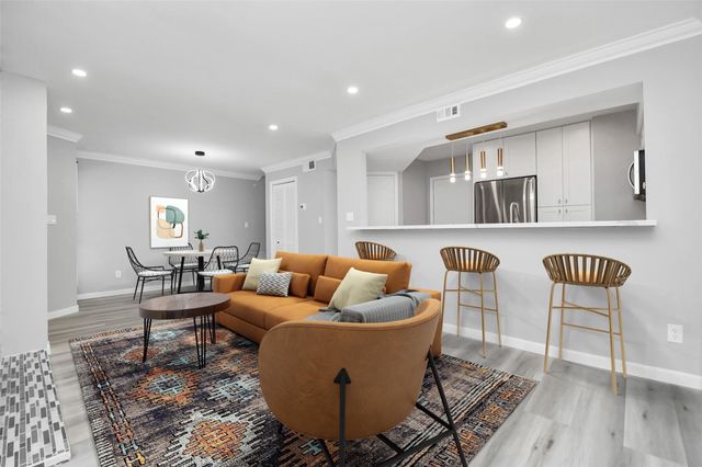 17202 Imperial Valley Drive 3, Houston, TX 77060