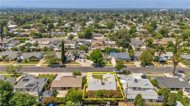 7862 Jellico Avenue, Northridge, CA 91325
