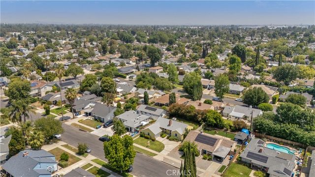 7862 Jellico Avenue, Northridge, CA 91325