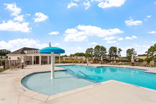 347 N. Maple Walk Drive 211, Garner, NC 27529