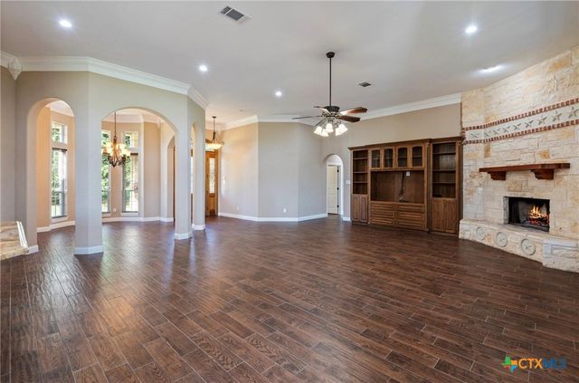 16355 N Highway 6, Valley Mills, TX 76689