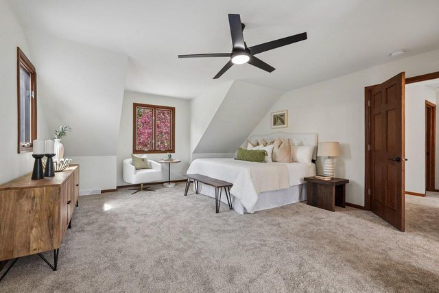 S64W35601 Piper ROAD, Eagle, WI 53119