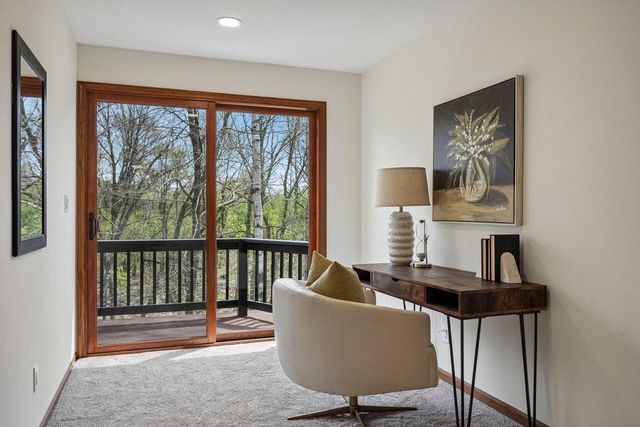 S64W35601 Piper ROAD, Eagle, WI 53119