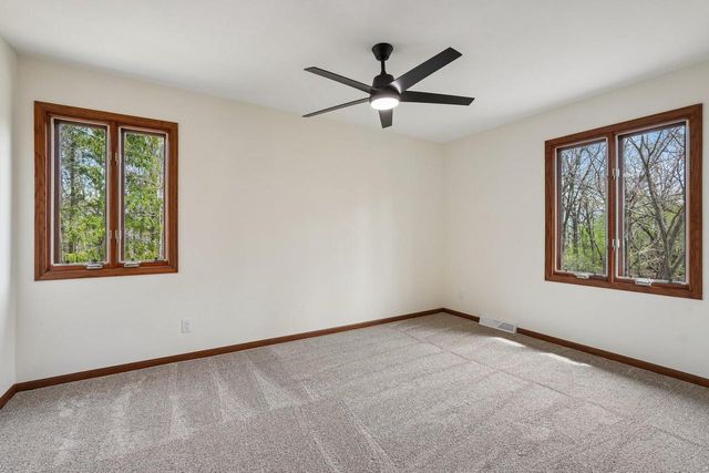 S64W35601 Piper ROAD, Eagle, WI 53119