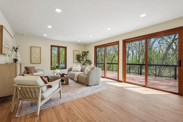 S64W35601 Piper ROAD, Eagle, WI 53119