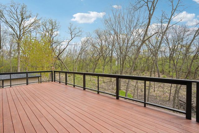 S64W35601 Piper ROAD, Eagle, WI 53119