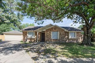 8914 Stonehearth Lane, Houston, TX 77040