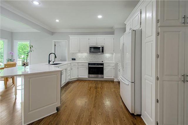 16097 S Avalon Street, Olathe, KS 66062