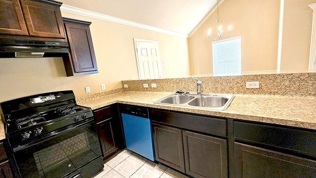 8031 E Canyon Street, Houston, TX 77051