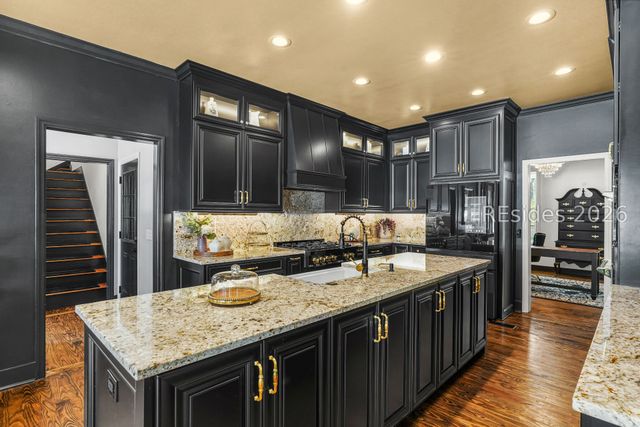73 School Cut Rd, Hardeeville, SC 29927