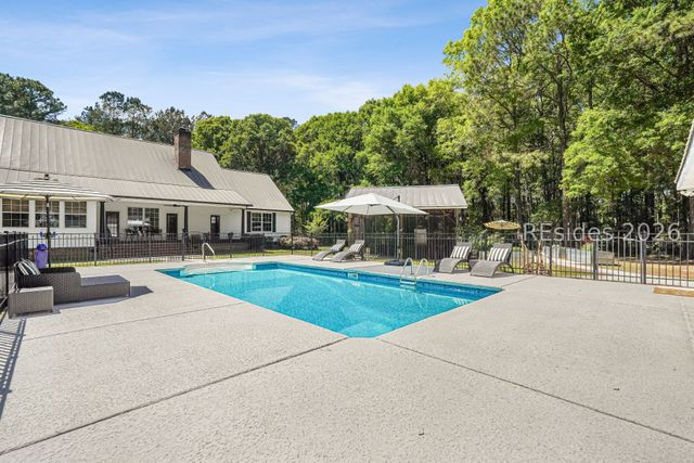 73 School Cut Rd, Hardeeville, SC 29927