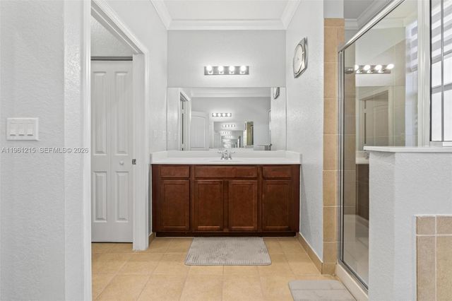 4182 NE 20th St, Homestead, FL 33033