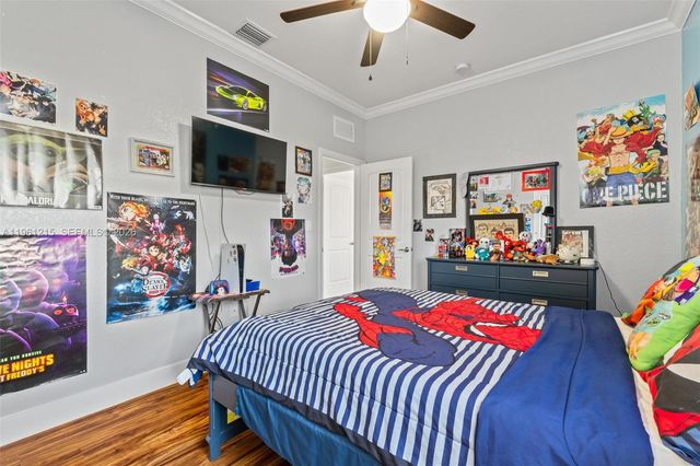 4182 NE 20th St, Homestead, FL 33033