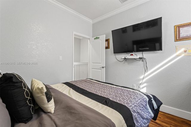 4182 NE 20th St, Homestead, FL 33033