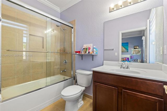 4182 NE 20th St, Homestead, FL 33033