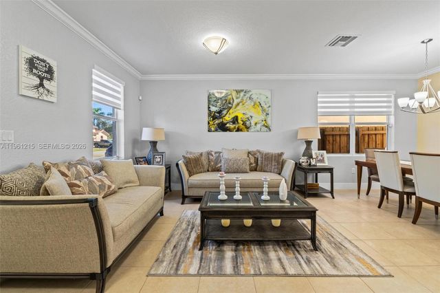 4182 NE 20th St, Homestead, FL 33033