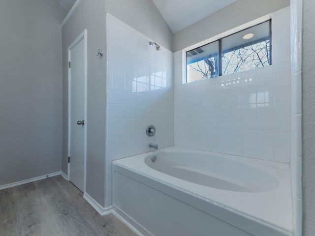 1807 Parkwood DR, Leander, TX 78641